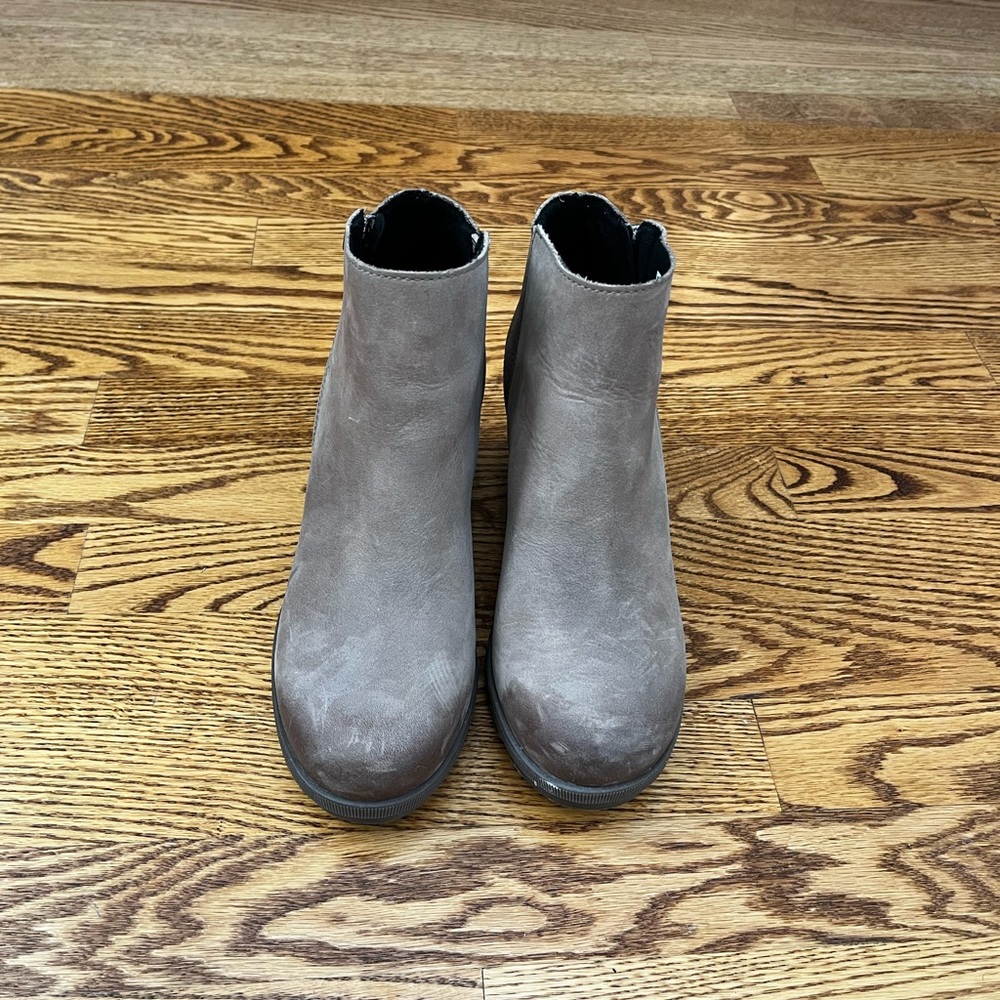 Sorel Size 8 Light Brown Joan of Arctic Wedge Waterproof Ankle Boots